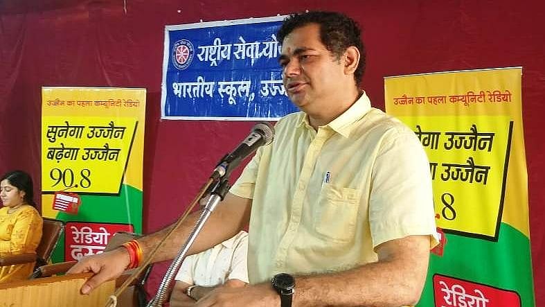 Ujjain: Doctor's day celebrated; 'Service, not money, is priority in medical profession' - Vimarsana News