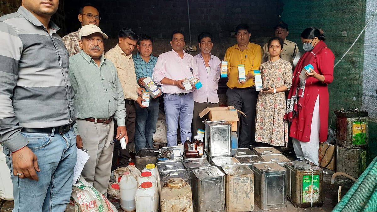 Khargone: 500-kg spurious ghee, 1,682-litre adulterated edible oil seized - Vimarsana News