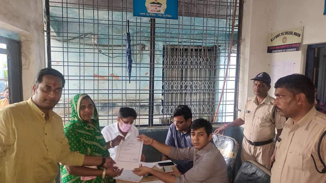 Mhow News Row Kavi Sammelan held at Veterinary College; Election