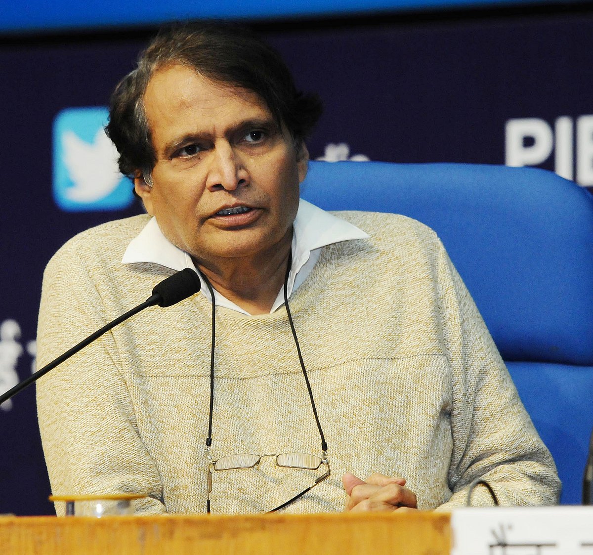 Suresh Prabhu calls for reforms in government accounting
