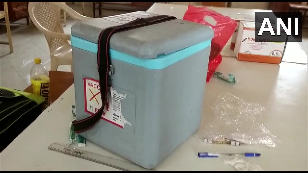 Madhya Pradesh: Over 30 students in Sagar vaccinated by single-injection syringe, probe underway - Vimarsana News