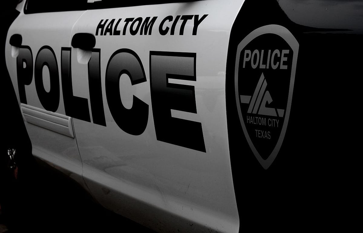 Texas: At least five, including three police officers killed in shooting in Haltom City - Vimarsana News