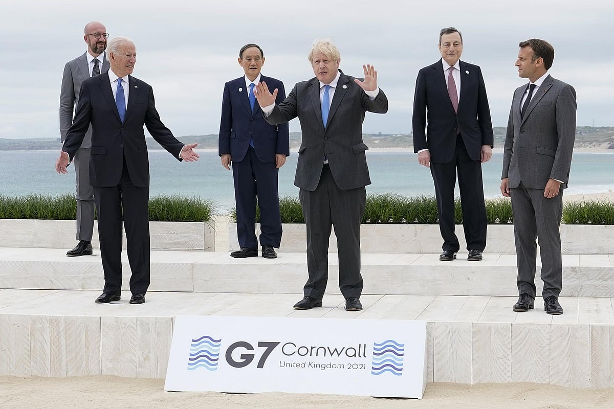 The G7 wants to ban Russian gold! Hah! - Vimarsana News