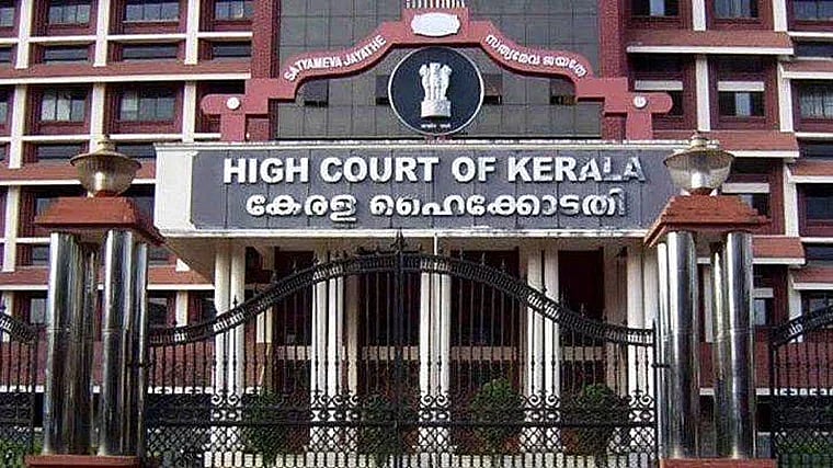 Kerala HC acquits 13 RSS members in case over CPM worker's murder - Vimarsana News