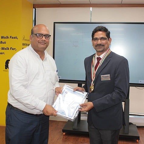 Mumbai: Western Railway collects over 35 crores as fines from ticketless travelers; officials felicitated - Vimarsana News
