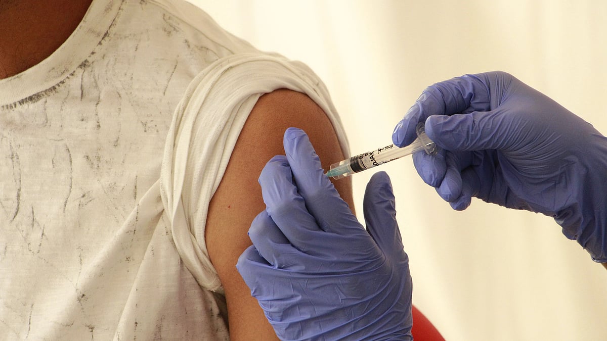 Indore: 'Vaccination Maha Abhiyan' for precautionary dose; health deparment aims at vaccinating more than 75,000 people today - Vimarsana News