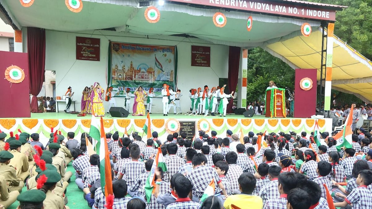 Indore: Kendriya Vidyalaya holds 'Har Ghar Tiranga' - Vimarsana News