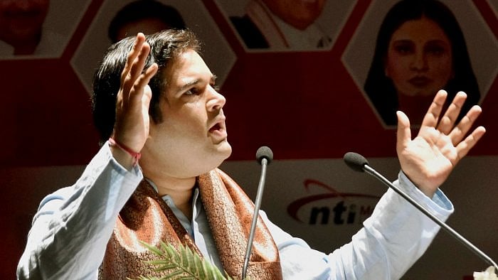 BJP MP Varun Gandhi takes a dig at his party on unemployment, corruption and inflation - Vimarsana News
