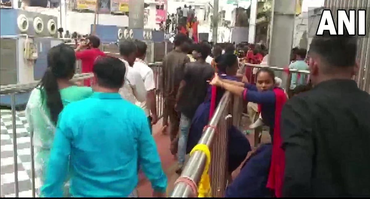 Rajasthan: 3 killed, 4 injured in stampede outside temple in Sikar; CM announces Rs 5L ex-gratia to kin of deceased - Vimarsana News