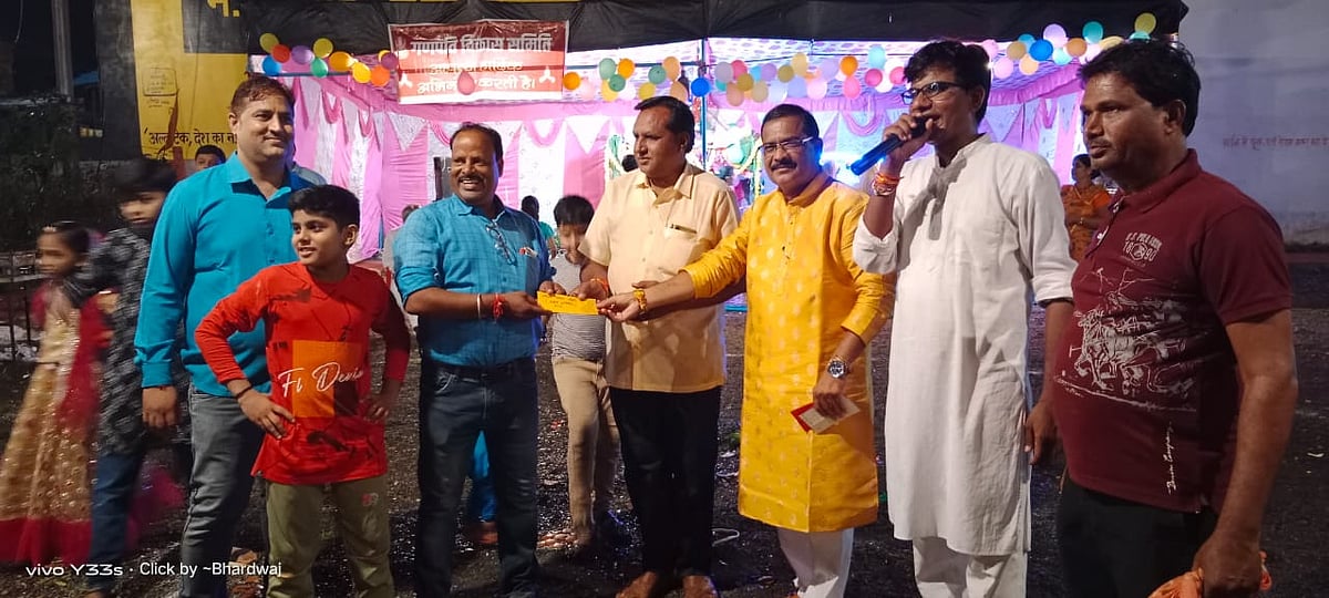Neemuch: Ganpati Vikas Samiti organises Dahi Handi competition - Vimarsana News