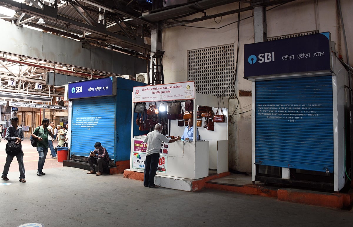 Mumbai: Only one functional ATM at CSMT; passengers lament - Vimarsana News