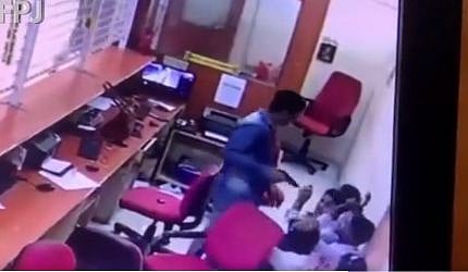 WATCH: Armed robbers loot 24kg gold from store at gunpoint in Udaipur - Vimarsana News