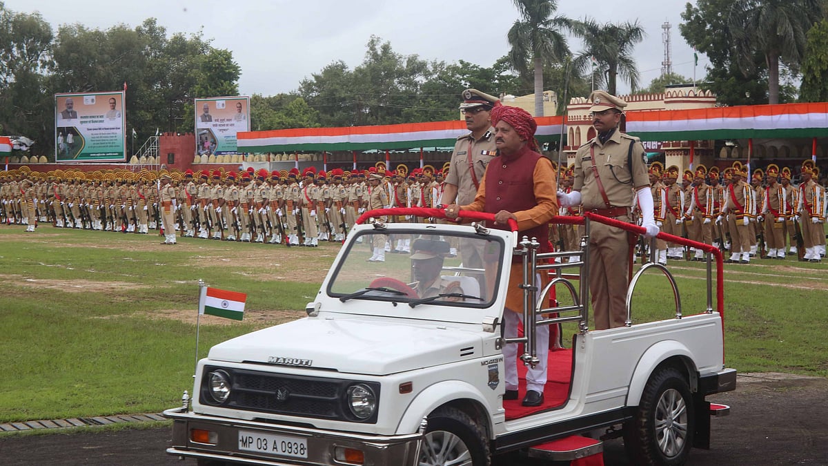 Bhopal: Full dress rehearsal of Independence Day parade done in presence of DGP - Vimarsana News