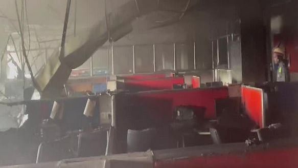 Fire breaks out at call centre building in Noida's Sec 3; 5 rescued - Vimarsana News
