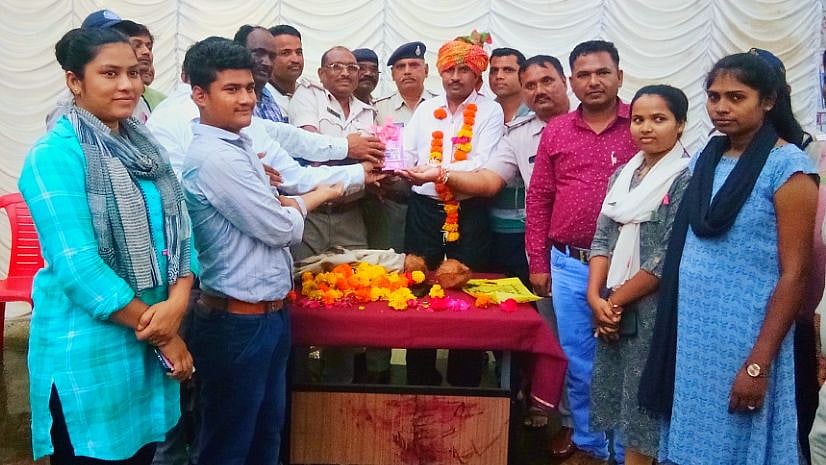 Udaigarh: Farewell given to SHO on transfer to Balaghat - Vimarsana News