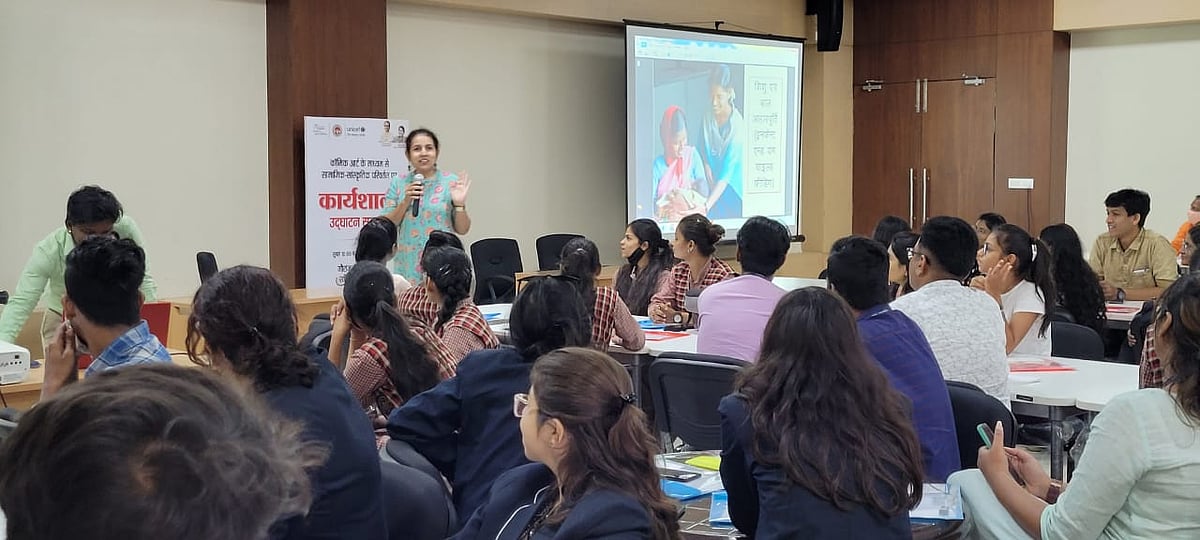 Bhopal: 3-day workshop on socio-cultural change through comic art begins - Vimarsana News