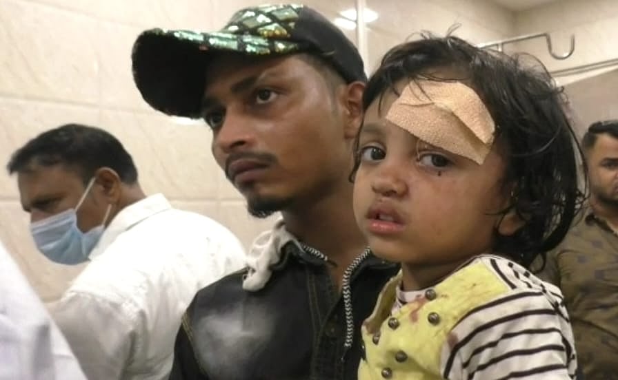 Thane: 5, including 4 children injured after wall falls during demolition drive by BNMC - Vimarsana News