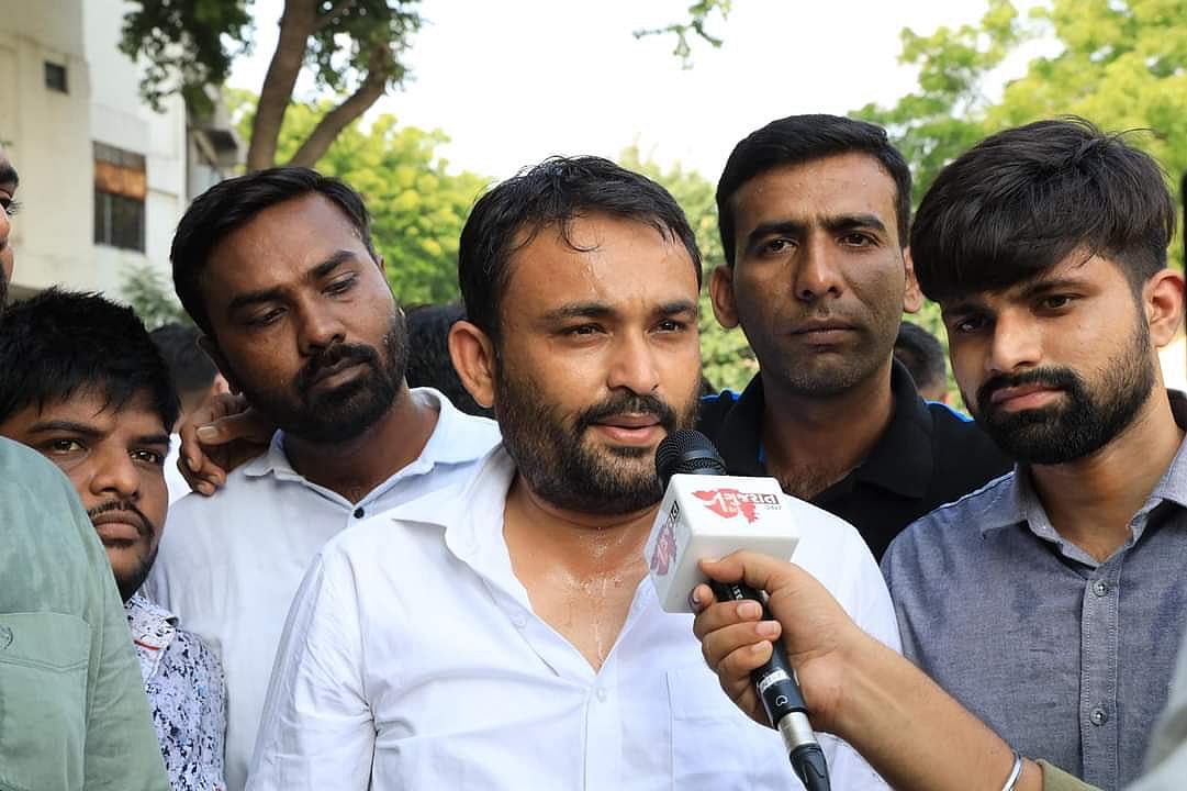 Former Gujarat Youth Congress president joins BJP, says 'party suffering from groupism and nepotism' - Vimarsana News