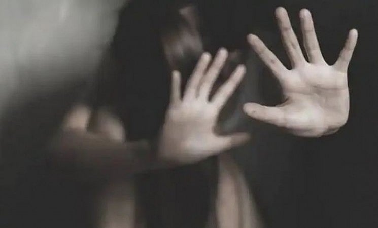 Rajasthan: Stepfather sells minor daughter for Rs 3 lakh - Vimarsana News