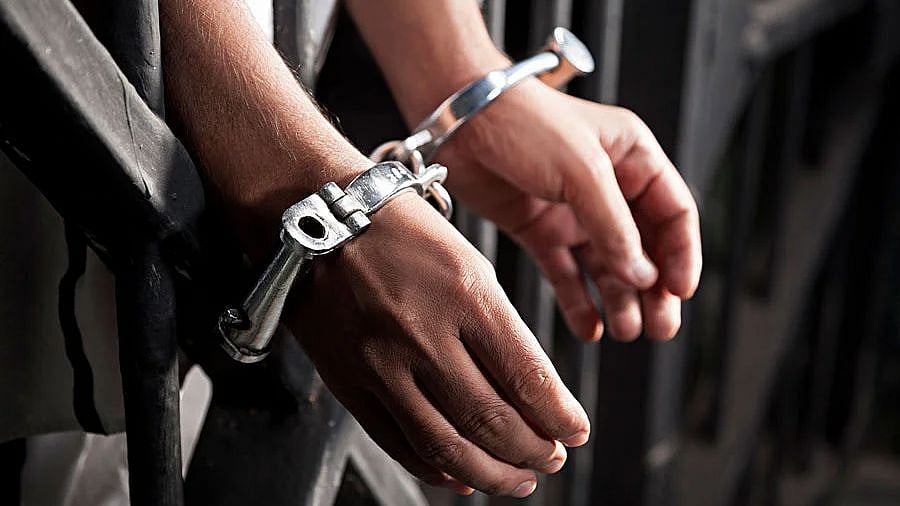 Indore: Four arrested for stealing LPG cylinders in city - Vimarsana News