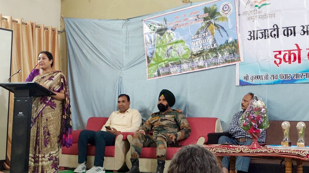 Dewas: Ways to conserve electricity taught in workshop on energy literacy - Vimarsana News