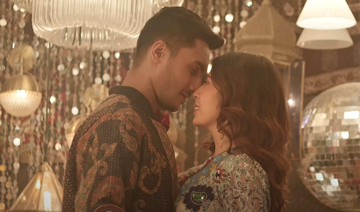 Watch Maja Ma song Ae Pagli: Ritwik Bhowmik, Barkha Singh's track is catchy and dreamy - Vimarsana News