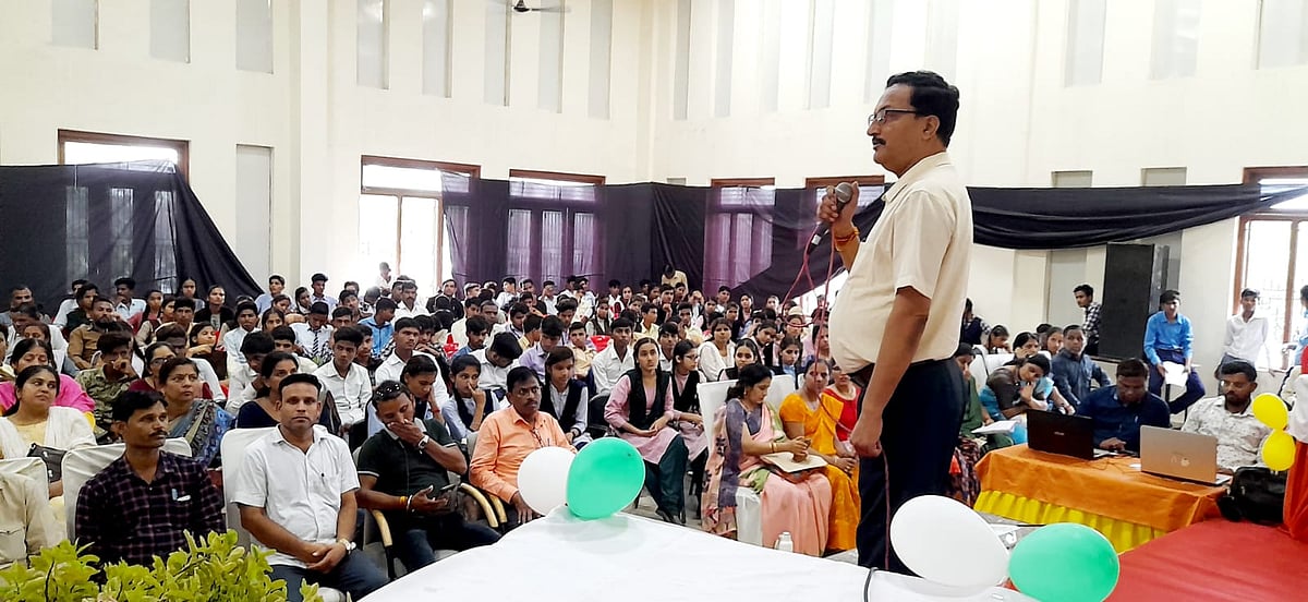 Ujjain: Khachrod team wins dist-level inter-school quiz contest - Vimarsana News