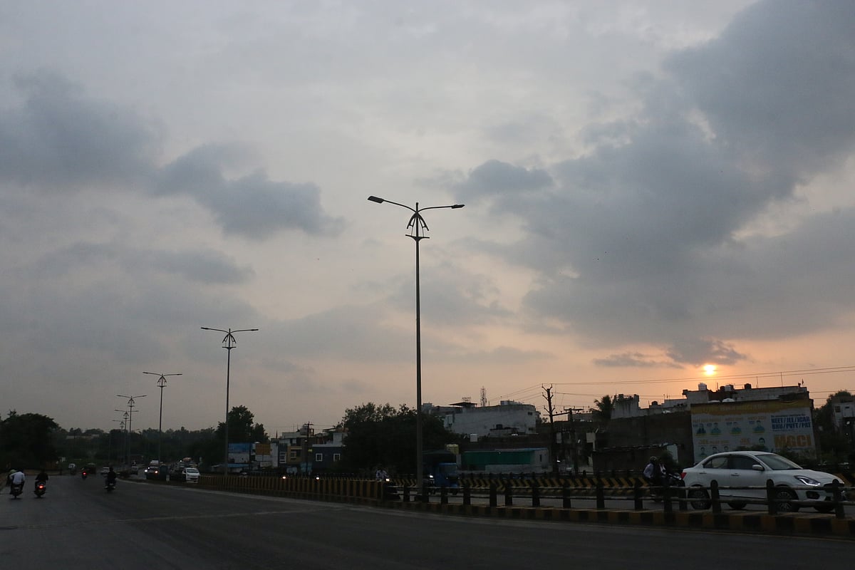 Bhopal: Day temperature drops up to 10 degrees, gusty wind with rain likely - Vimarsana News