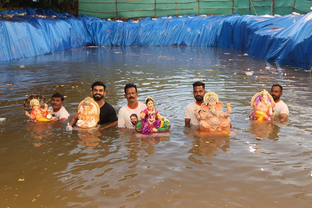 Thane: Over 11,000 Ganesh idols along with 1,003 Gauris immersed on sixth day of Ganeshotsav - Vimarsana News