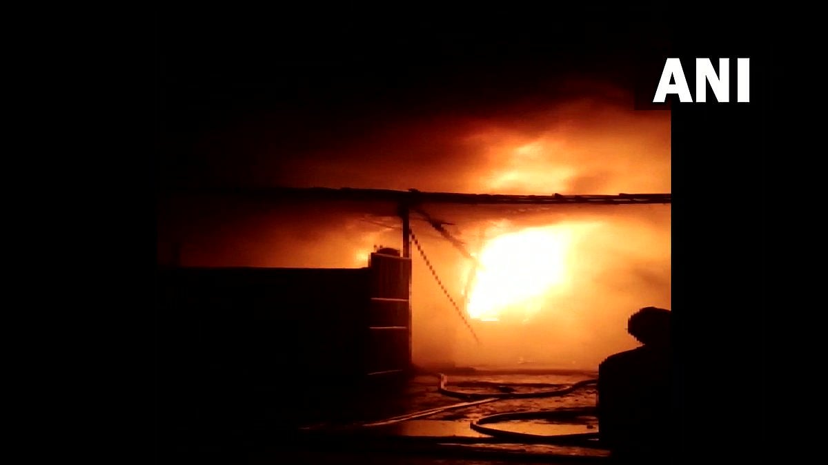 Navi Mumbai: Fire breaks out at pharmaceutical company in Taloja MIDC - Vimarsana News
