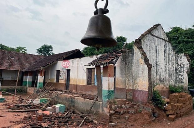 Uttarakhand: Ceiling of school toilet collapses in Champawat district, student killed, 3 injured - Vimarsana News