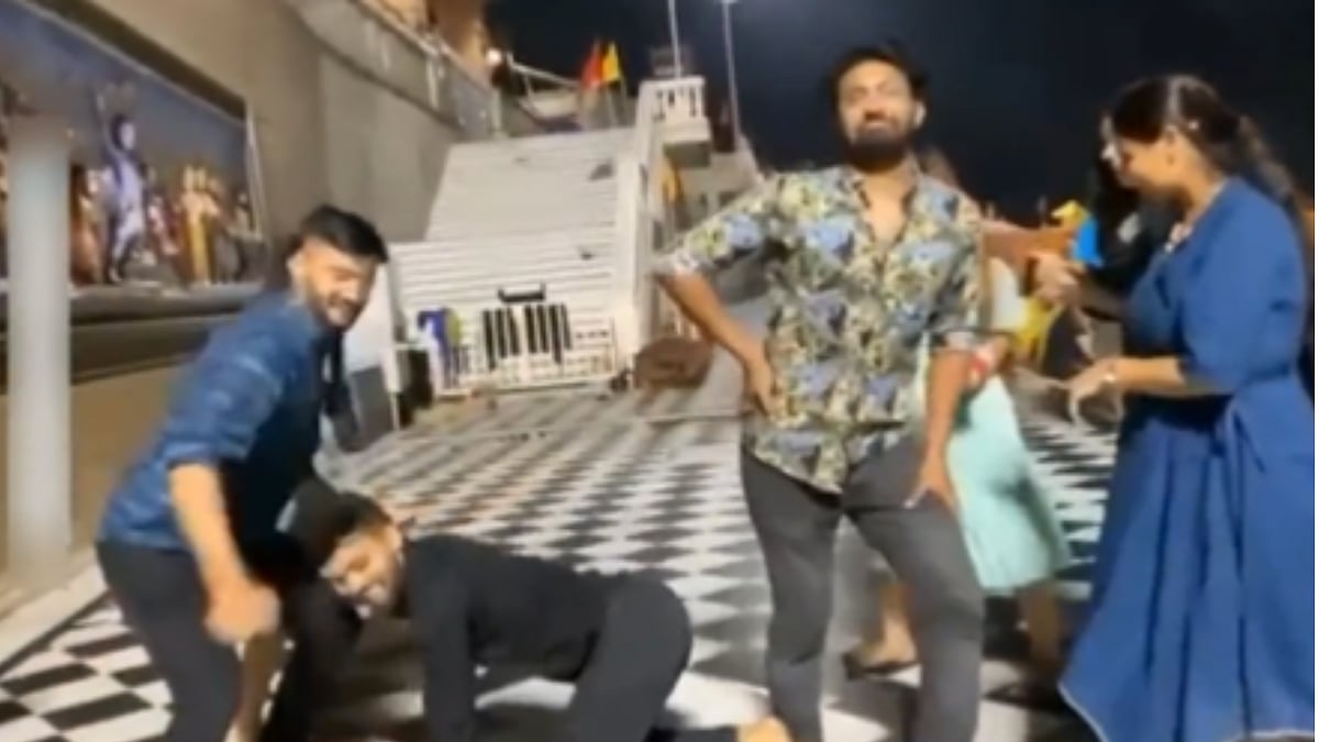 Watch: Devotees? Bollywood fans get trolled for twerking to viral 'Kala Chashma' trend in Haridwar temple premises - Vimarsana News
