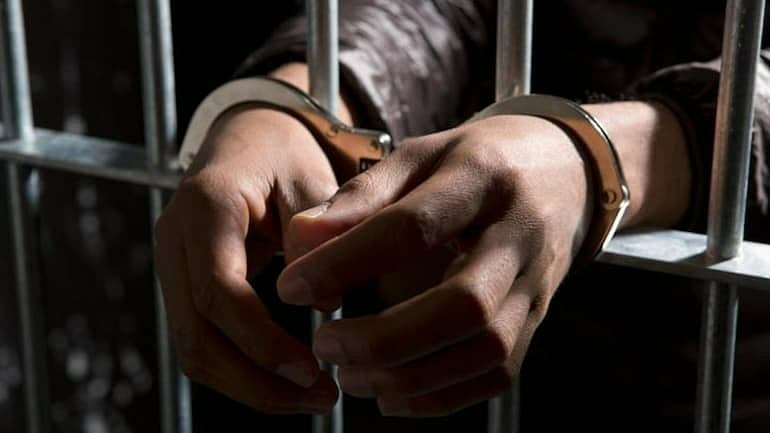 Mumbai: Police officer held for stalking, assaulting & sending lewd messages to his woman colleague - Vimarsana News