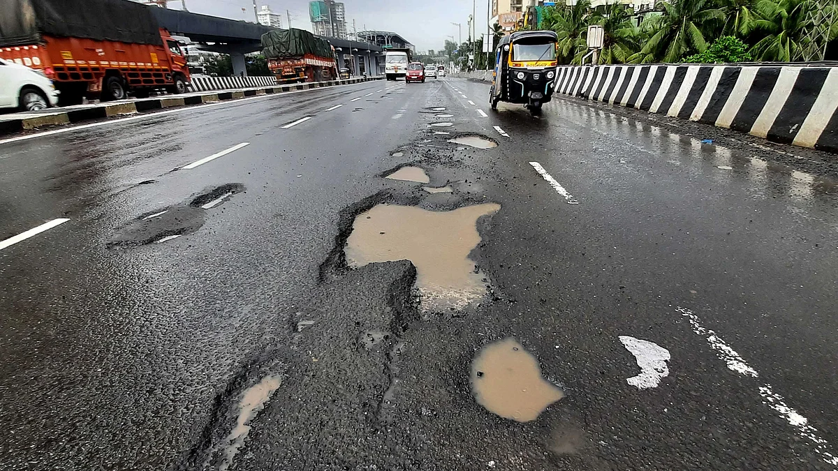 Mumbai: BMC to spend Rs. 200 crores to resurface 200 km of roads in city