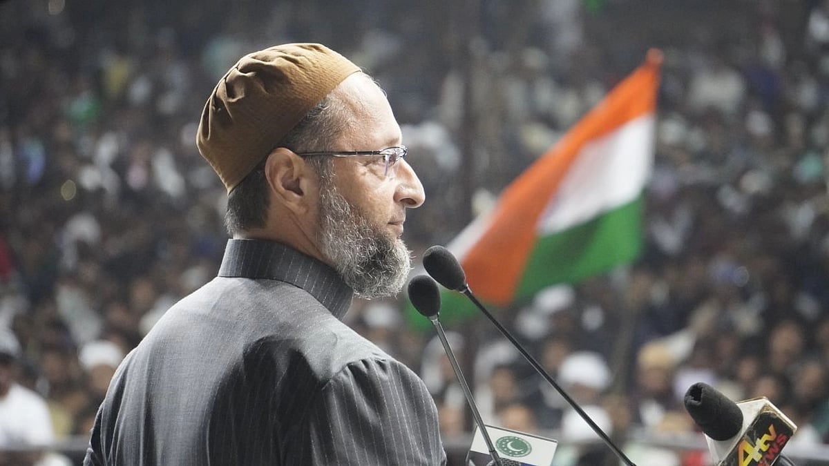 Hijab-wearing Muslim woman will become PM of India someday: Asaduddin Owaisi after SC order - Vimarsana News