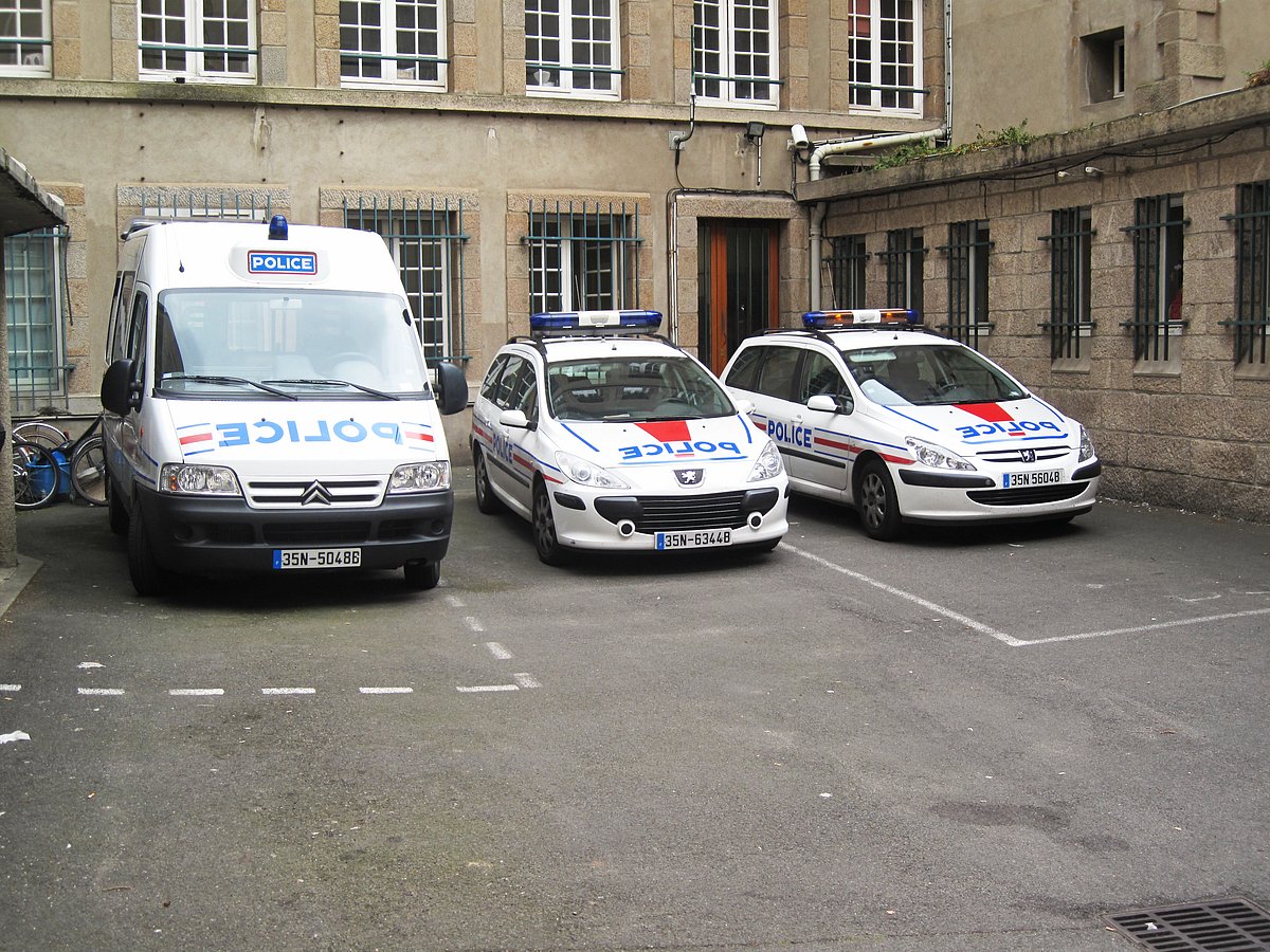 France: 12-year-old schoolgirl raped, murdered; President Emmanuel Macron condoles family - Vimarsana News
