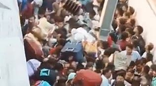 Watch: Passengers crowd Surat railway station during Diwali festive season - Vimarsana News