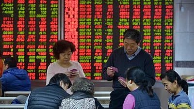 Foreign investors dump Chinese stocks worth record $2.5 billion amid panic selling triggered by Xi Jinping's rise - Vimarsana News