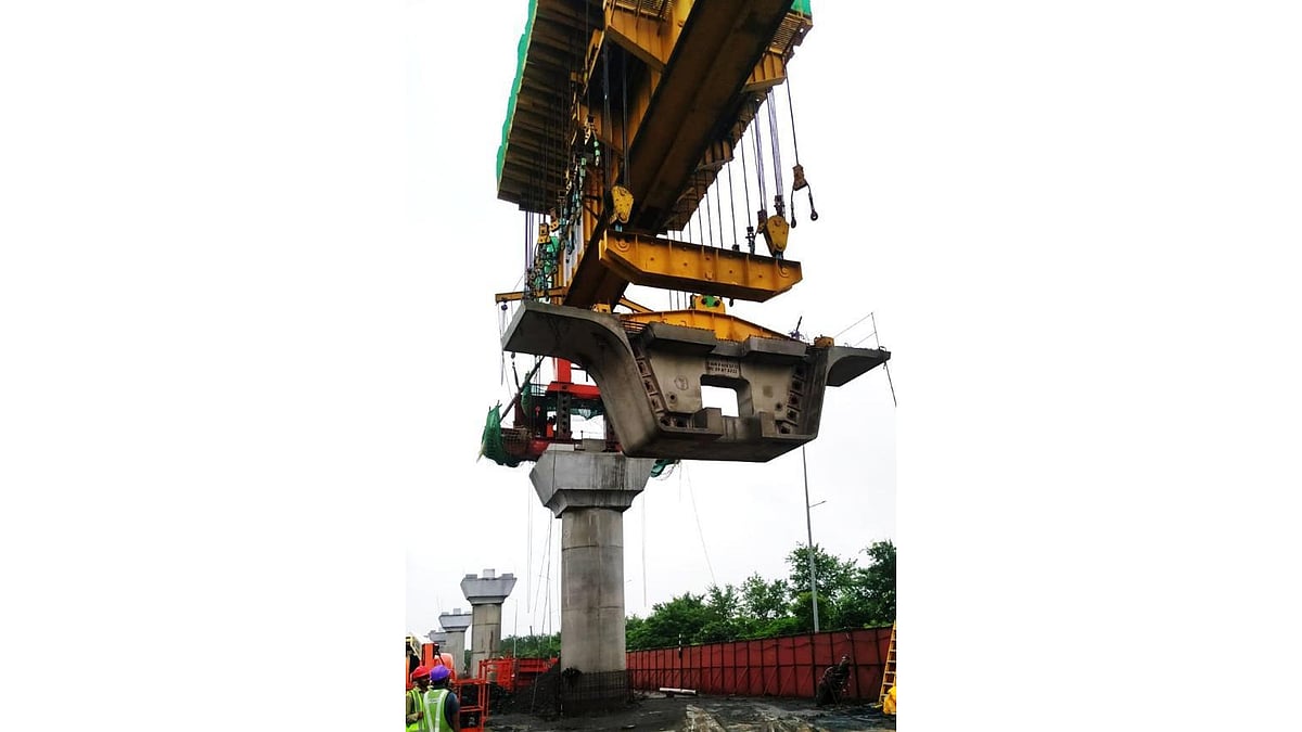 Metro Rail construction: Segment work for viaduct between Super Corridor 3 and Super Corridor 2 started - Vimarsana News