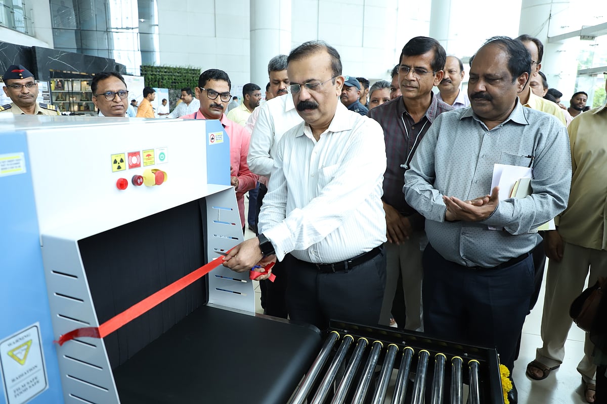 Navi Mumbai NMMC headquarters gets Xray Baggage Scanning Machine