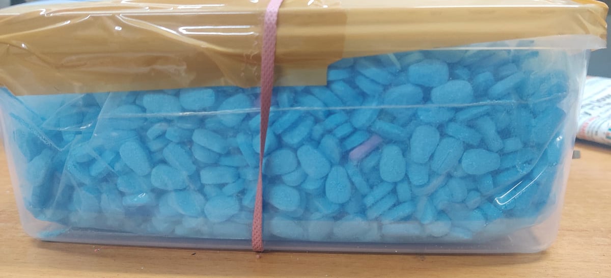 Mumbai: DRI arrests 3 for smuggling amphetamine worth Rs 15 cr - Vimarsana News