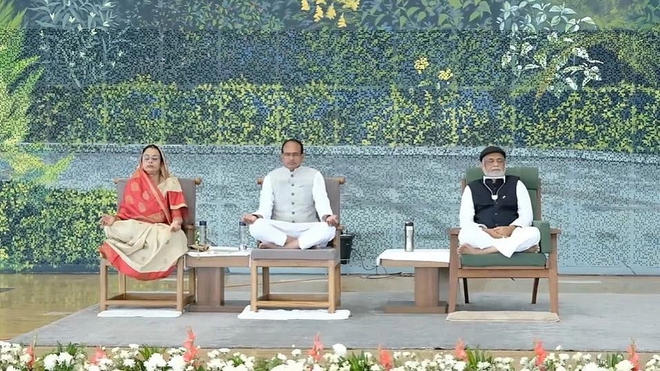 MP CM visits Kanha Shanti Vanam, meets Daaji in Hyderabad