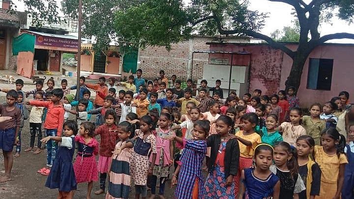 Sardarpur: 35K government schools students still waiting for uniforms - Vimarsana News