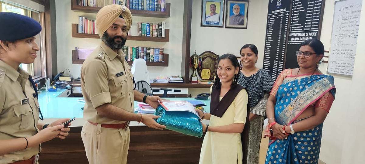 Narmadapuram: Police run Chetna Campaign to check human trafficking - Vimarsana News