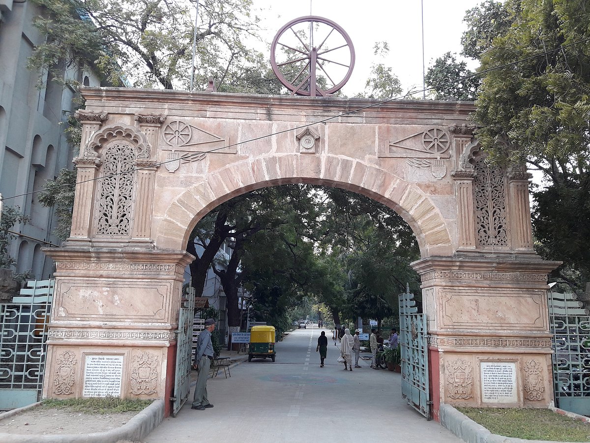 Gujarat: Governor Acharya Devvrat to be invited to become Chancellor of Mahatma Gandhi founded- Gujarat Vidyapith - Vimarsana News