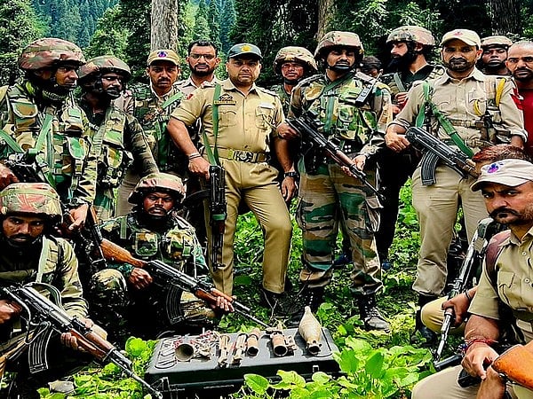 J&K: Arrested terrorist killed by another terrorist during raid in Shopian - Vimarsana News