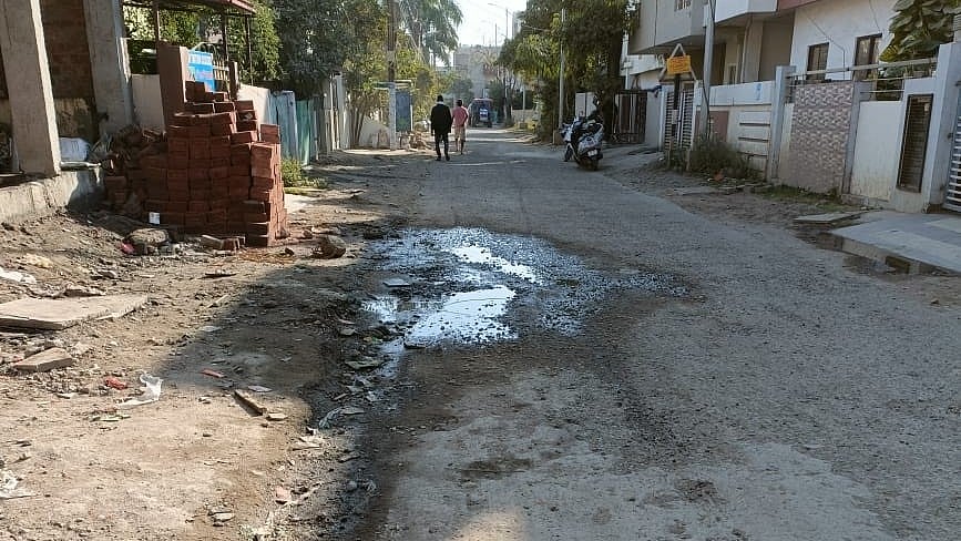 Bhopal Bumpy ride, Potholed roads in Kolar colonies