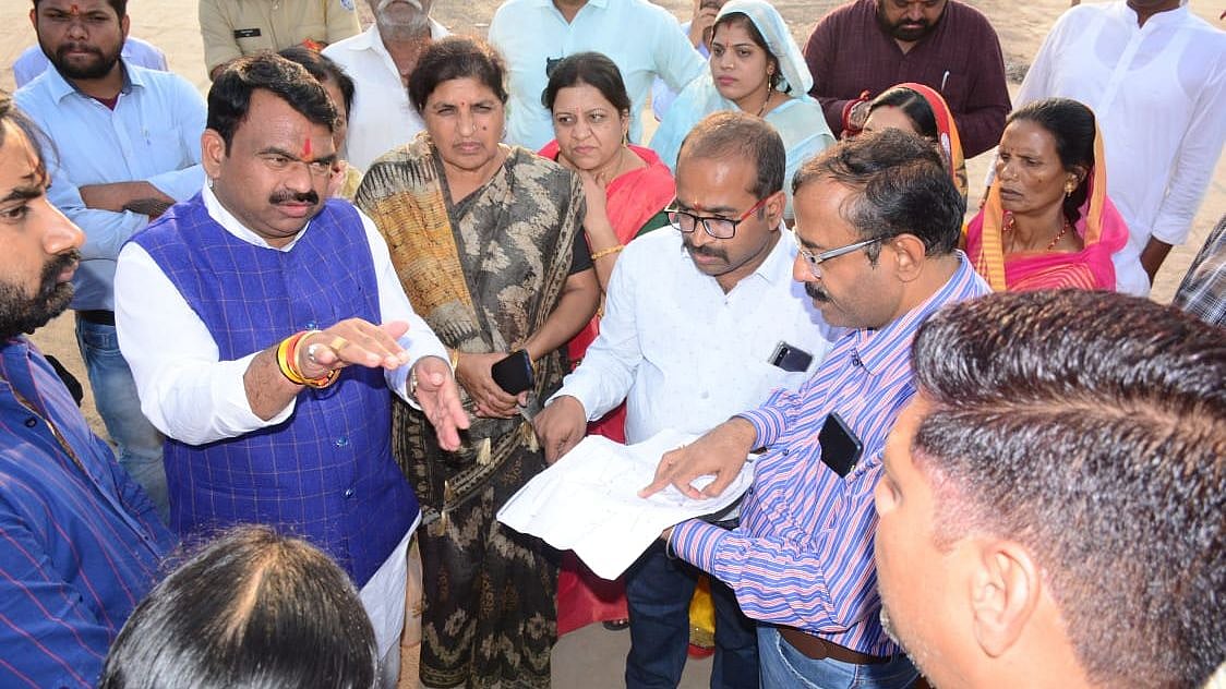 Ujjain: UMC team inspects Kartik Mela Ground - Vimarsana News