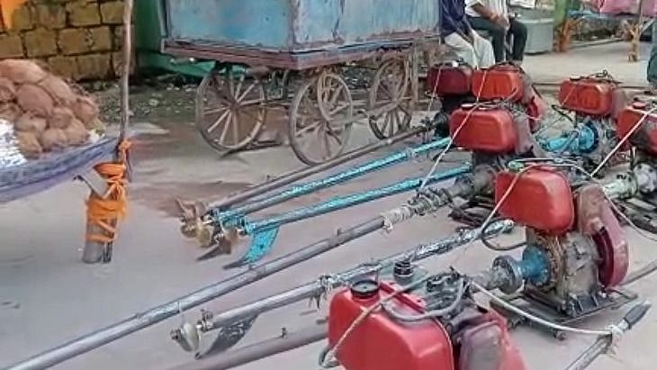 Omkareshwar: Local admin swings into action after boat capsize claims two - Vimarsana News