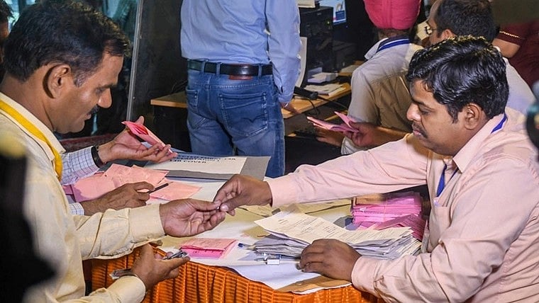 Madhya Pradesh: 73.62% average voting in 7 urban bodies of Barwani district - Vimarsana News